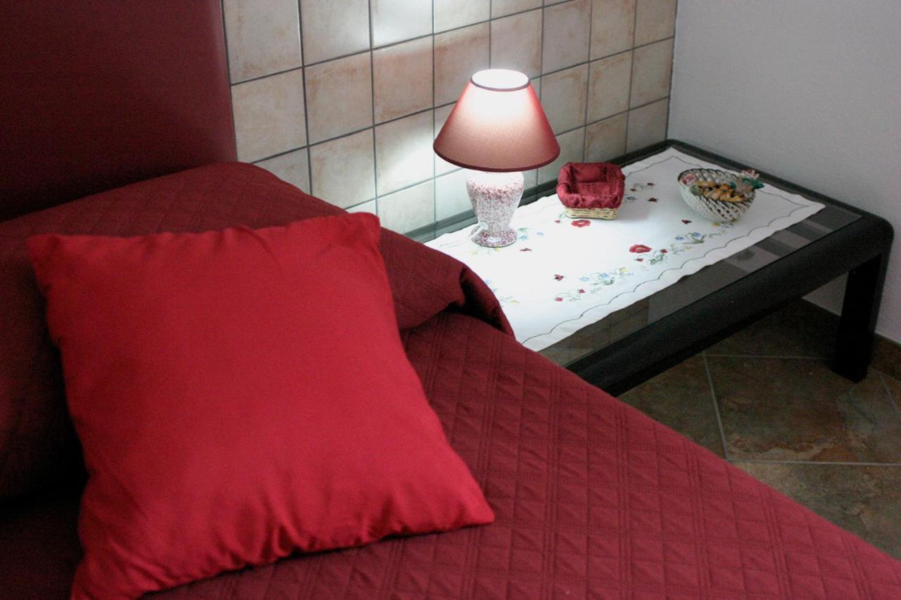B&B S'Arrosa Antiga Santadi Dış mekan fotoğraf